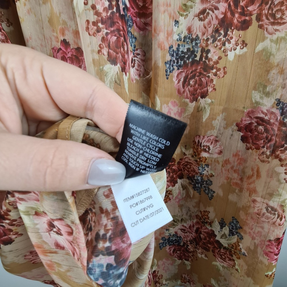 Torrid Women Plus 3 3X Tan Red Floral Chiffon Flutter Sleeve Metallic Blouse NEW - Picture 8 of 9